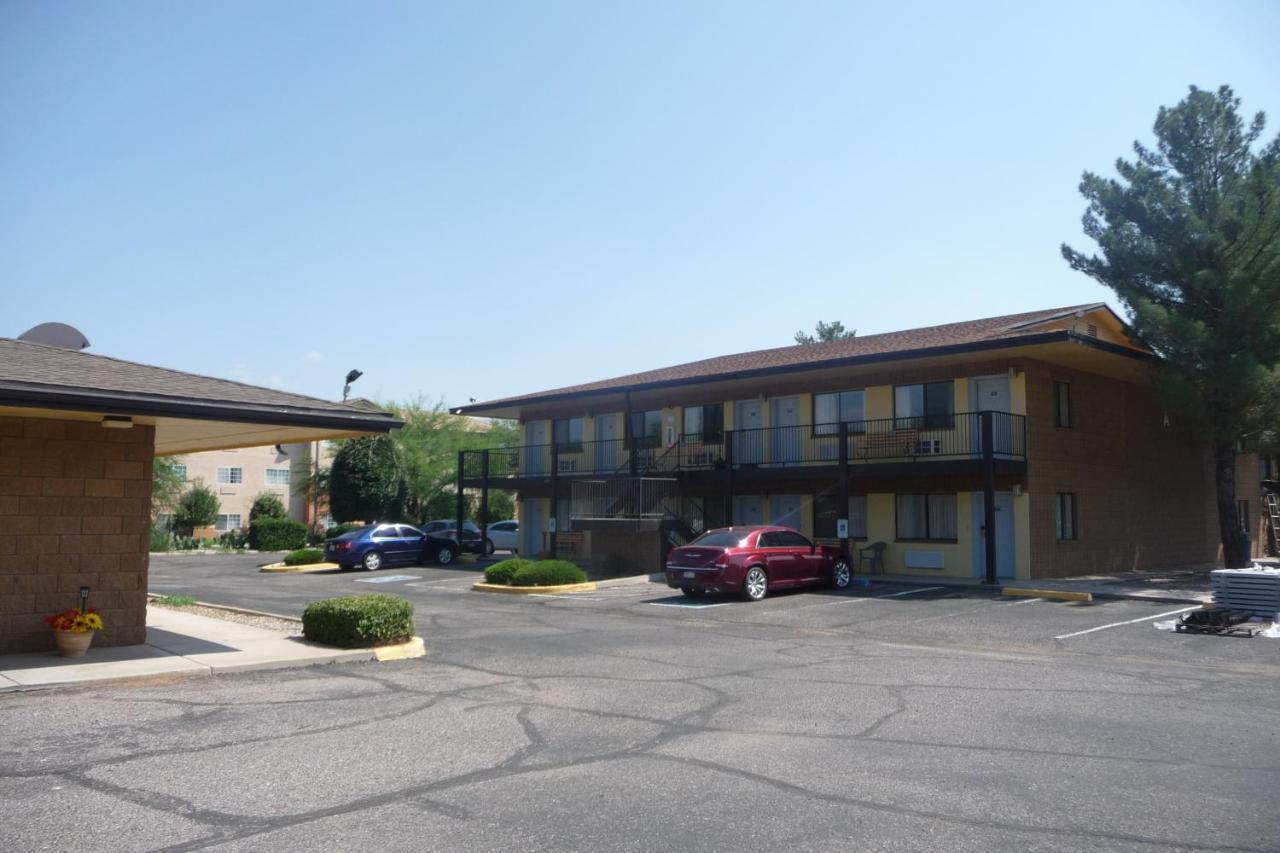 Sierra Inn Sierra Vista Bagian luar foto