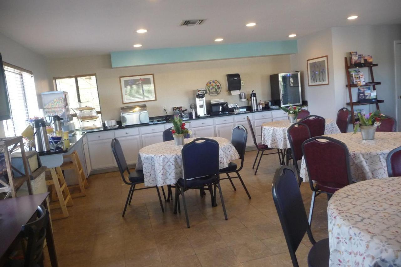 Sierra Inn Sierra Vista Bagian luar foto